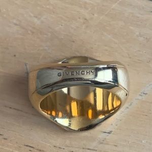 Givenchy ring
